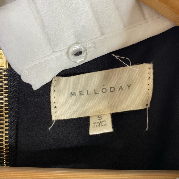 Melloday Gold Sequin Ruffle Hem Dress - Picture 4 of 5